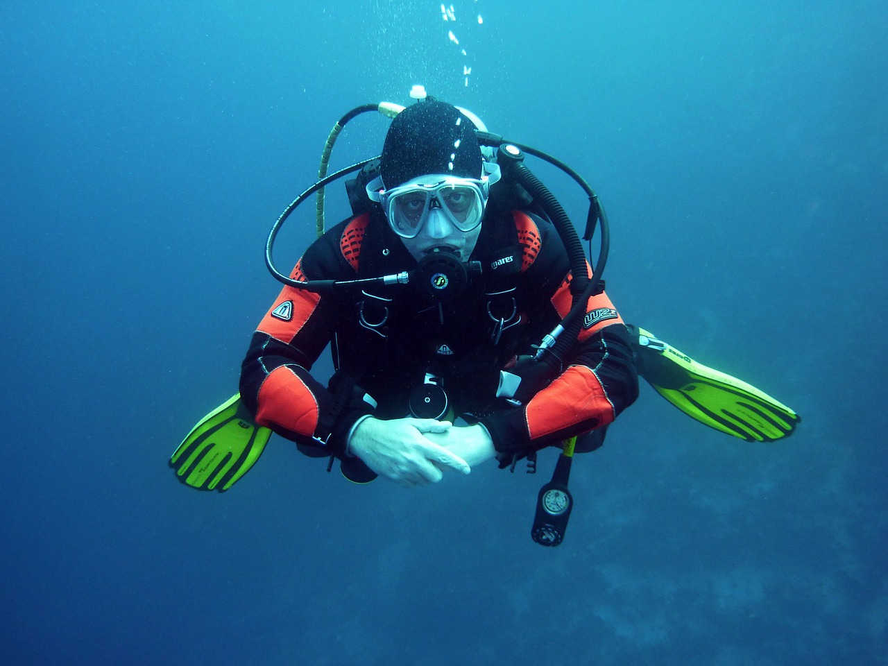 Holiday Scuba Diving 