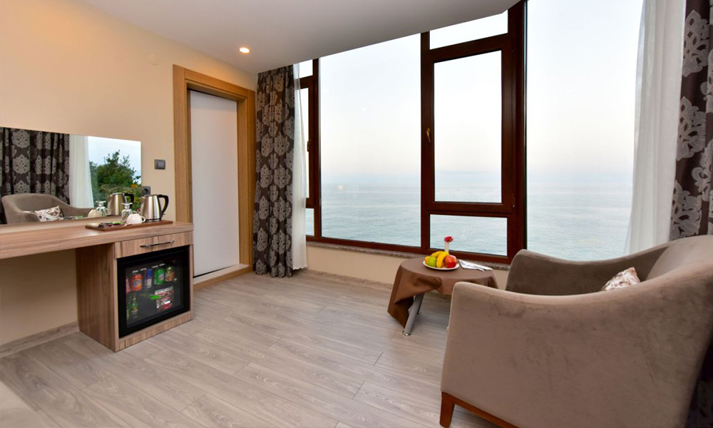 Honeymoon Room with Sea View 