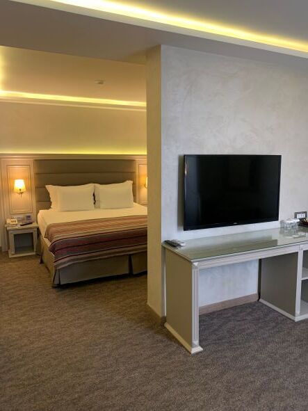 Deluxe Room with Sea