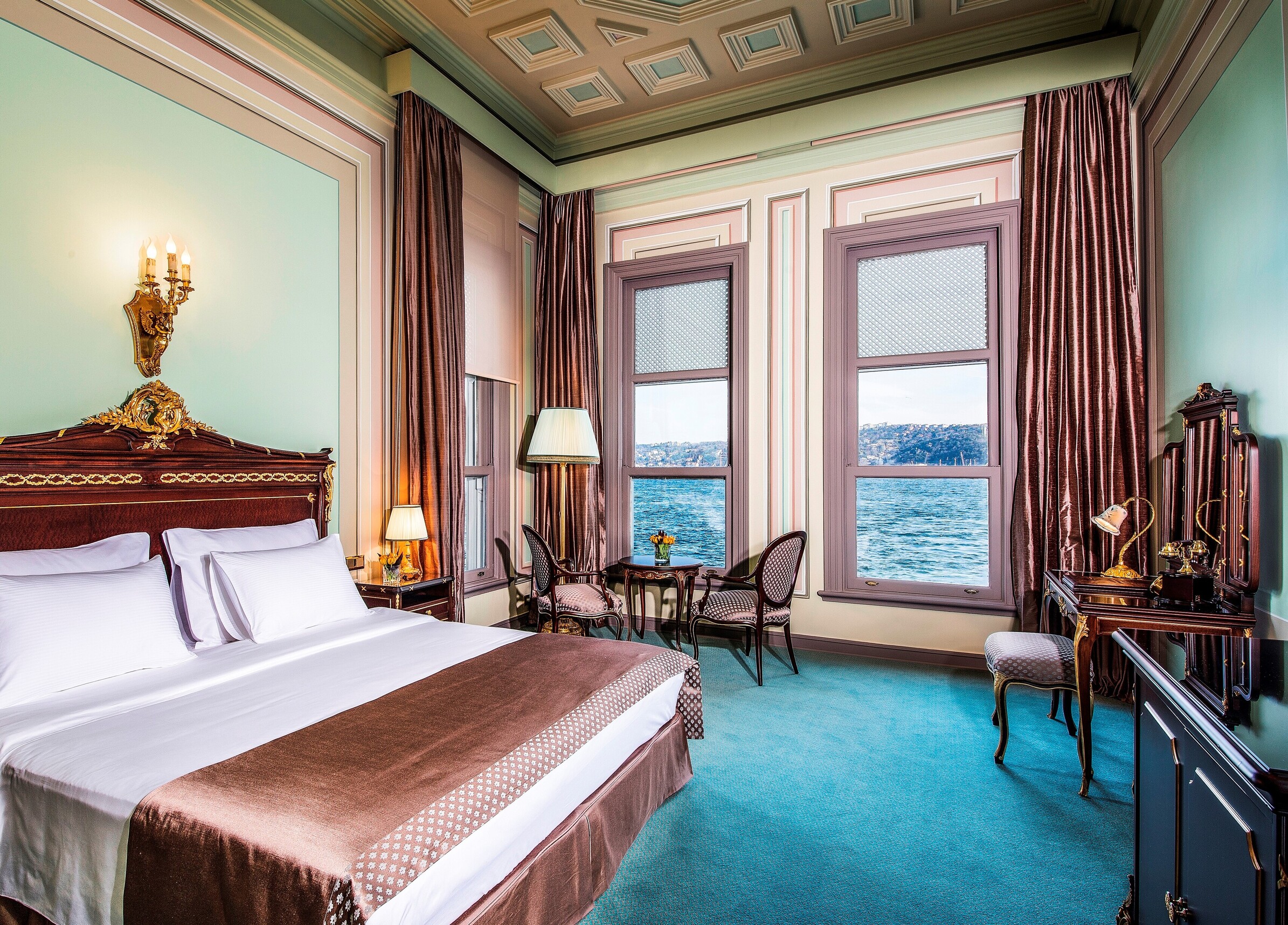 Deluxe Double or Twin Room with Bosphorus View