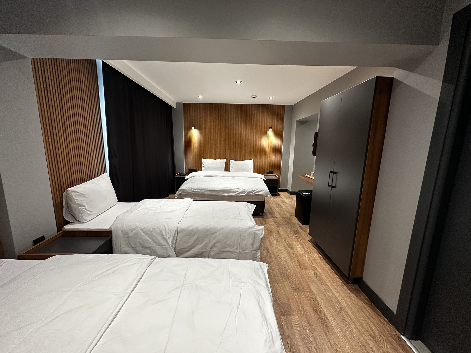 Quad Room