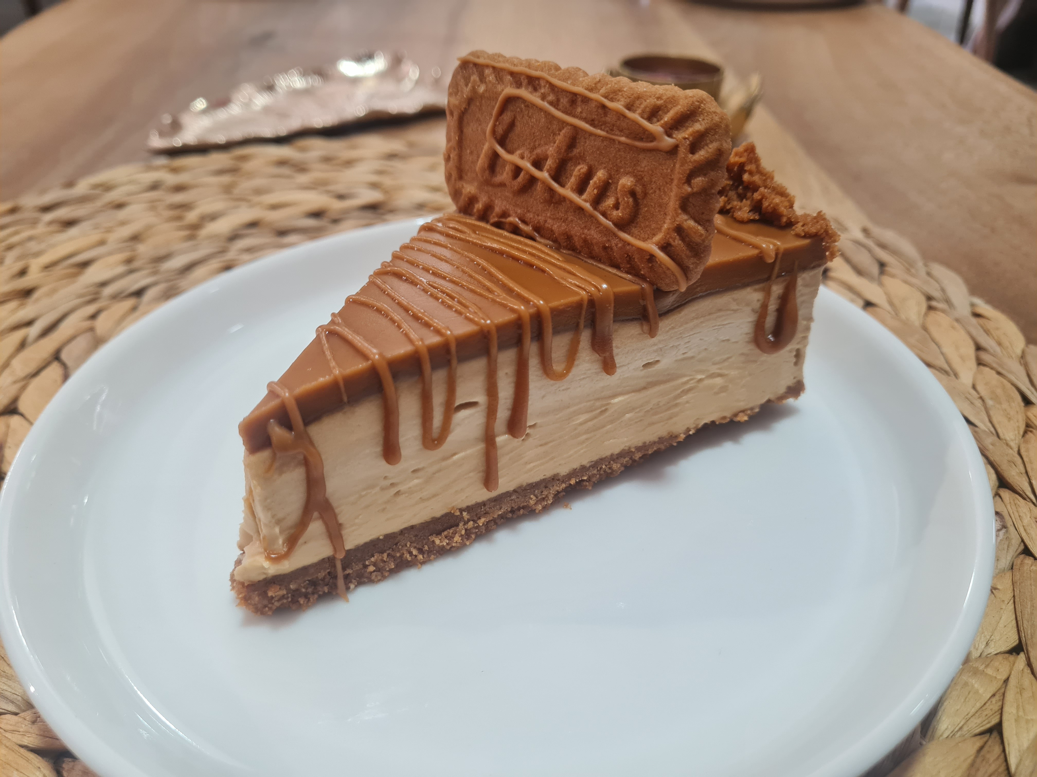 LOTUS CHEESECAKE