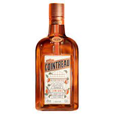 Cointreau 4cl .